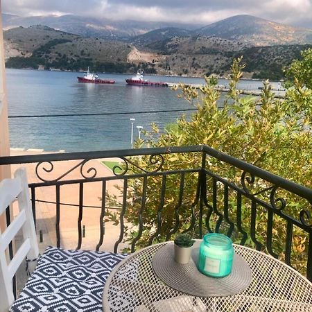 Marina Studios II Argostoli  Eksteriør billede